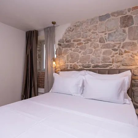 Davue Heritage Luxury 3* 스플리트