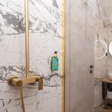 B&B Davue Heritage Luxury 스플리트