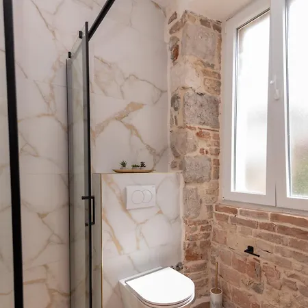 Davue Heritage Luxury ベッド・アンド・ブレックファスト スプリト