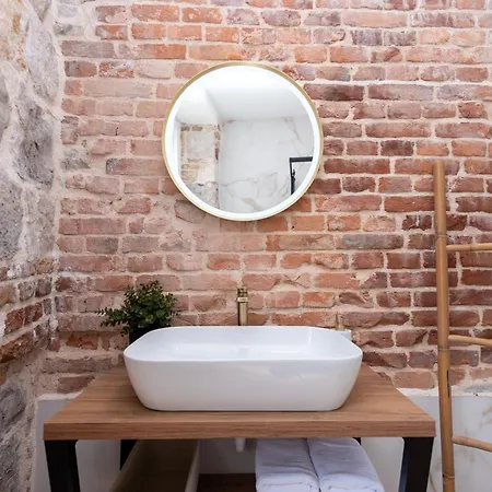 ベッド・アンド・ブレックファスト Davue Heritage Luxury