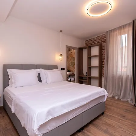 Davue Heritage Luxury Bed and Breakfast Σπλιτ